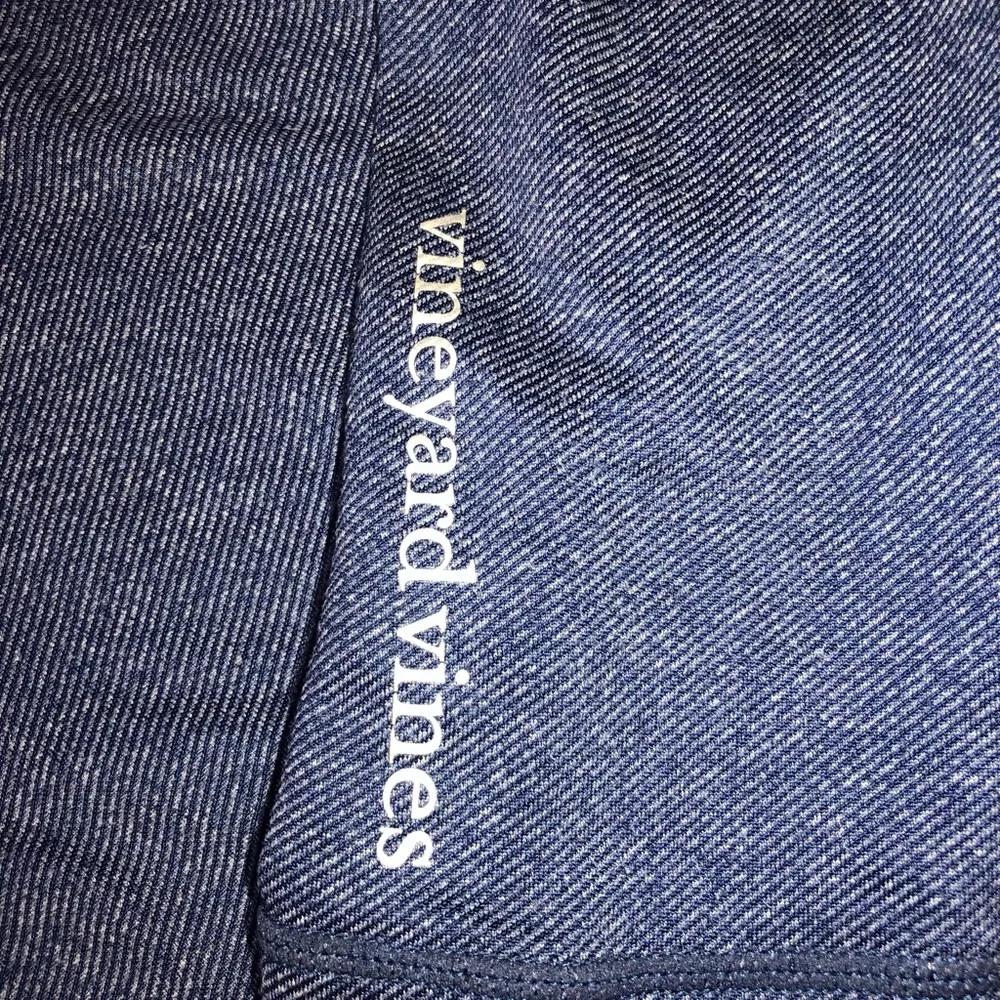Vineyard Vines Men's Light Blue Quarter-Zip Pullover